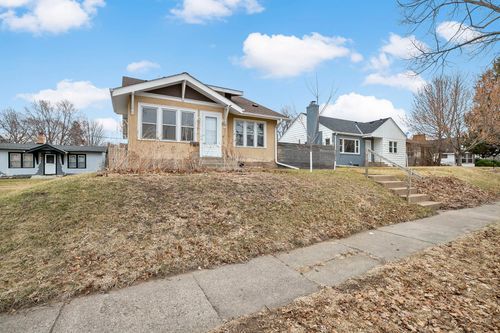 4129 7th St Ne, Columbia Heights, MN, 55421-2804 | Card Image