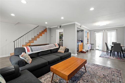 apt-109-6332 Fulton Ave, Valley Glen, CA, 91401-2517 | Card Image