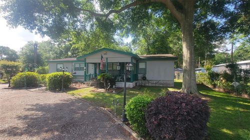17822 Shaw Cir, Conroe, TX, 77302-6894 | Card Image