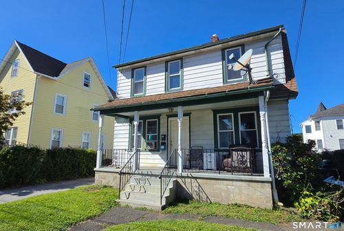 15 Chappelle St, Danbury, CT, 06810-6804 | Card Image