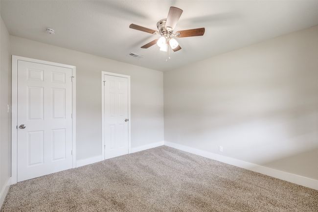 324 Deer Creek Rd, House other with 3 bedrooms, 2 bathrooms and null parking in Everman TX | Image 13