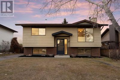 12 Glenport Rd, House other with 3 bedrooms, 2 bathrooms and 2 parking in Cochrane AB | Image 1