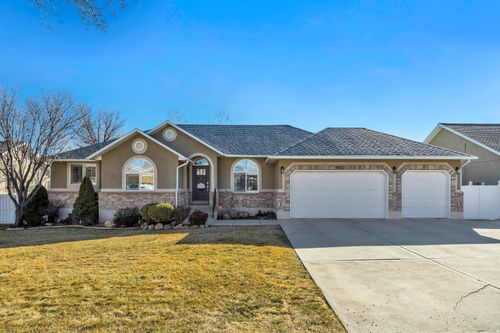 9843 S Tee Box Dr, South Jordan, UT, 84009-9775 | Card Image