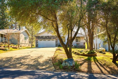 19930 Pleasantview Dr, Groveland, CA, 95321-9365 | Card Image