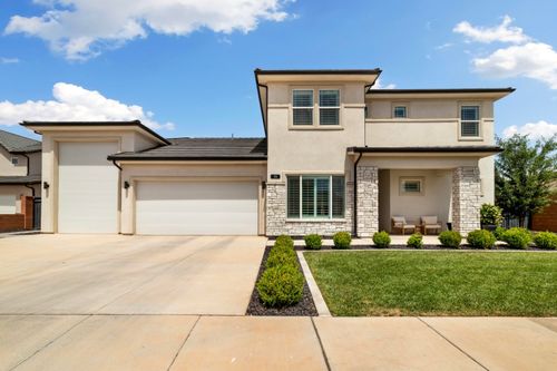 74 W Elinor Ln, Washington, UT, 84780-2805 | Card Image