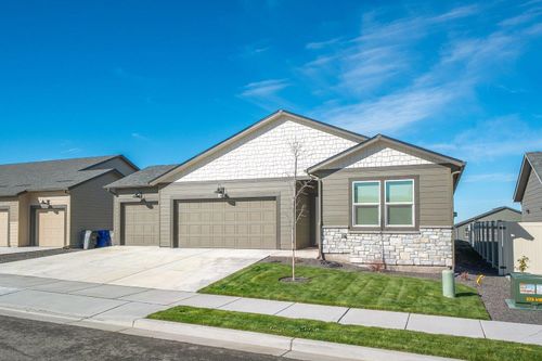 8018 S Avery Rd, Cheney, WA, 99004-2067 | Card Image