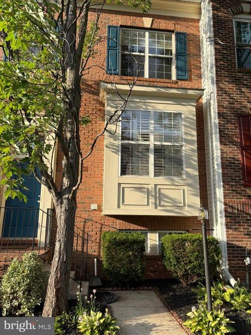 46239 Milthorn Ter, STERLING, VA, 20165-8750 | Card Image