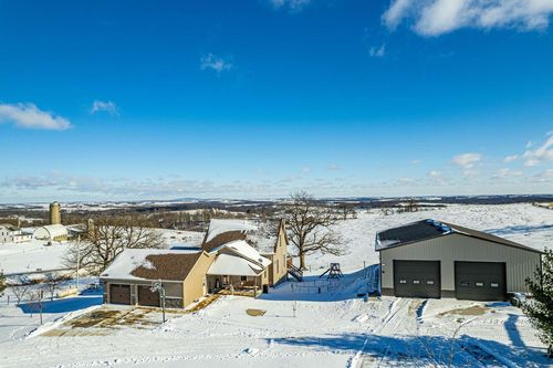 4775 Antoine Road, MINERAL POINT, WI, 53565 | Card Image