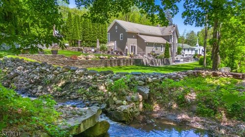 1-1856 Glenwood Rd, Glenwood, NJ, 07418-1028 | Card Image