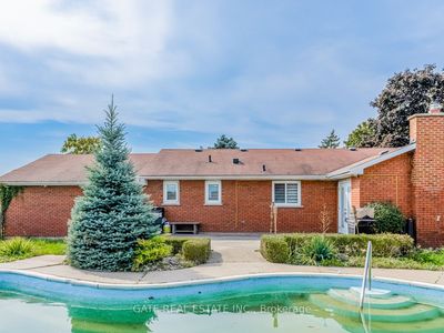 9779 Heritage Rd, House other with 3 bedrooms, 4 bathrooms and 14 parking in Brampton ON | Image 1