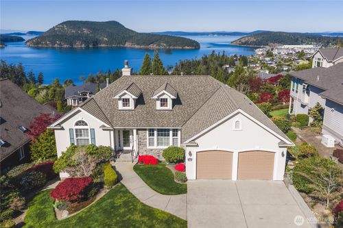 4116 Marine Heights Way, Anacortes, WA, 98221-8273 | Card Image