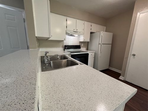 c-10010 Brownie Drive, Austin, TX, 78753 | Card Image