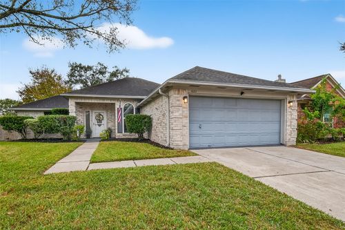 4622 Ten Sleep Ln, Friendswood, TX, 77546-3168 | Card Image