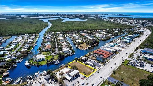 17721 San Carlos Blvd, FORT MYERS BEACH, FL, 33931-3015 | Card Image