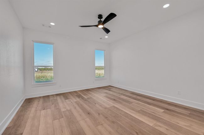 1220 Cr 4045, House other with 4 bedrooms, 2 bathrooms and null parking in Savoy TX | Image 18