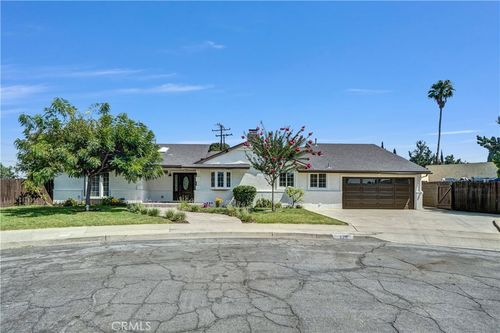 320 N Normandy Pl, Anaheim, CA, 92806-3629 | Card Image