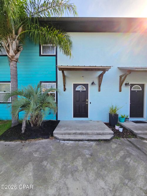 6300 Pinetree Ave, Panama City Beach, FL, 32408-8602 | Card Image
