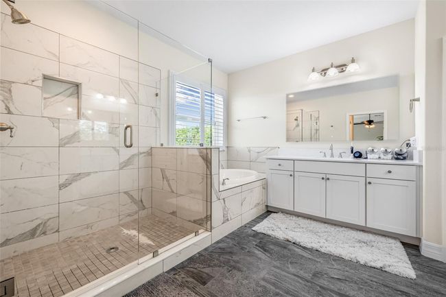 4808 Jackson Club Loop, House other with 4 bedrooms, 4 bathrooms and null parking in TAMPA FL | Image 16