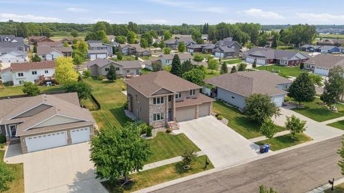6282 Martens Way S, Fargo, ND, 58104-7234 | Card Image