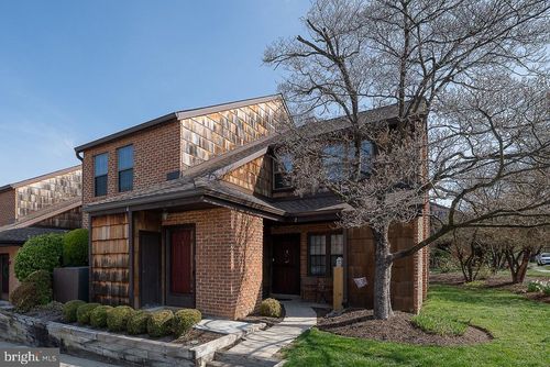 181-4 Rittenhouse Ct, CHESTERBROOK, PA, 19087-1216 | Card Image