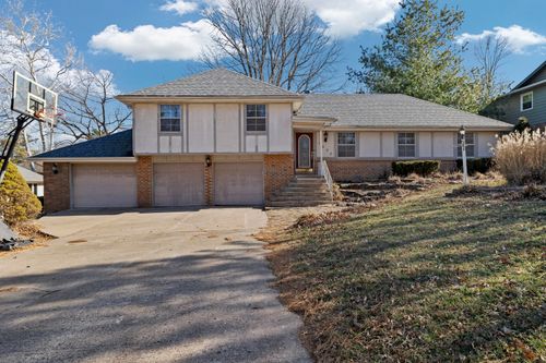 1520 S Devon Rd, Springfield, MO, 65809-2113 | Card Image