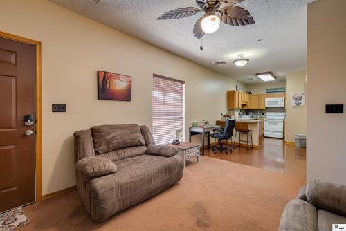 110 Pine St, West Monroe, LA, 71291-3159 | Card Image