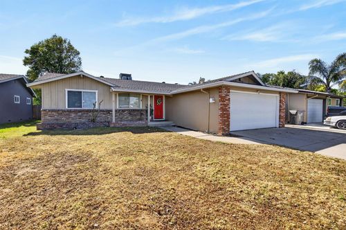 7512 Rubens Pkwy, Sacramento, CA, 95823-3718 | Card Image