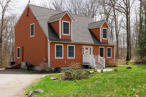 501 Reservoir Rd, Deering, NH, 03244-6717 | Card Image