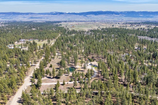 887 Bear Creek Trl, House other with 3 bedrooms, 2 bathrooms and null parking in Victor MT | Image 79