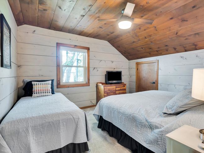 176 Enchanted Dr, House other with 5 bedrooms, 3 bathrooms and null parking in Enchanted Oaks TX | Image 20