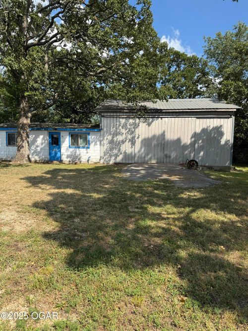 2211 Cougar Dr, Joplin, MO, 64804-4513 | Card Image