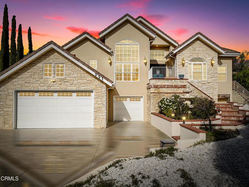 251 S Skyline Dr, Thousand Oaks, CA, 91361-2462 | Card Image