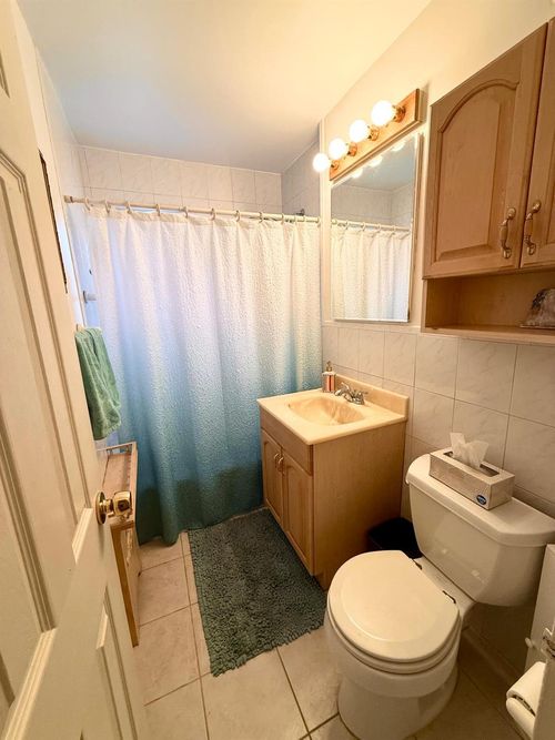 1167-251 61st Ave, Little Neck, NY, 11362-2429 | Card Image