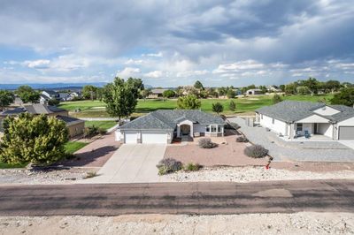 367 W Palmer Lake Dr, House other with 4 bedrooms, 2 bathrooms and 3 parking in Pueblo West CO | Image 2