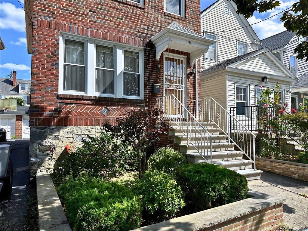 Hyatt Ave, Yonkers, NY 10704