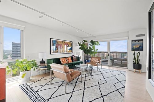 apt-1702-03-2510 Grand Blvd, Kansas City, MO, 64108-2632 | Card Image