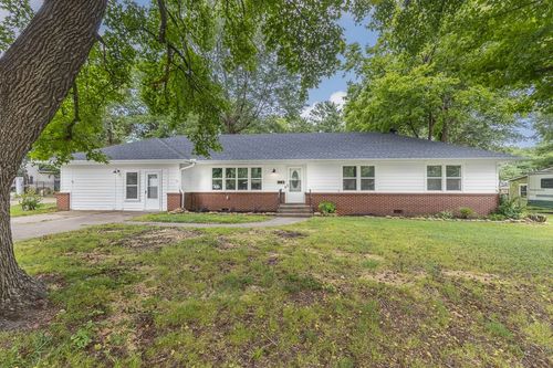 301 Michael St, Springdale, AR, 72764-4205 | Card Image