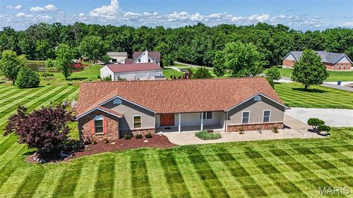 151 Plantation Dr, Troy, MO, 63379-3413 | Card Image