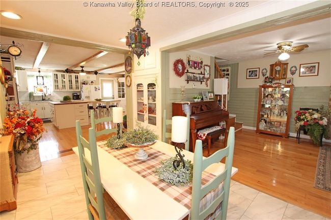 960 Grandview Rd, House other with 4 bedrooms, 3 bathrooms and null parking in Daniels WV | Image 18