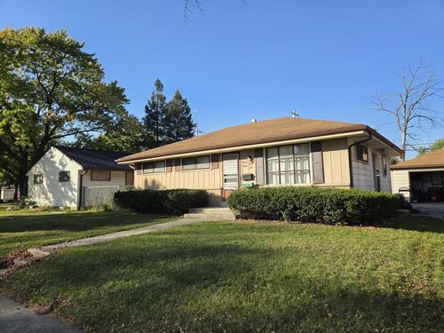 8832 W Lynx Ave, Milwaukee, WI, 53225-1834 | Card Image