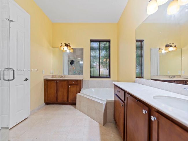 19385 Sw 79 Th Ct, House other with 5 bedrooms, 5 bathrooms and null parking in Cutler Bay FL | Image 22