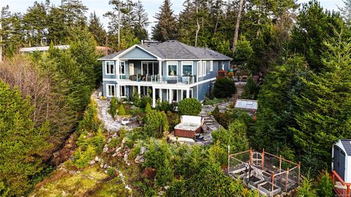 7420 Thornton Hts, Sooke, BC, V9Z1L8 | Card Image