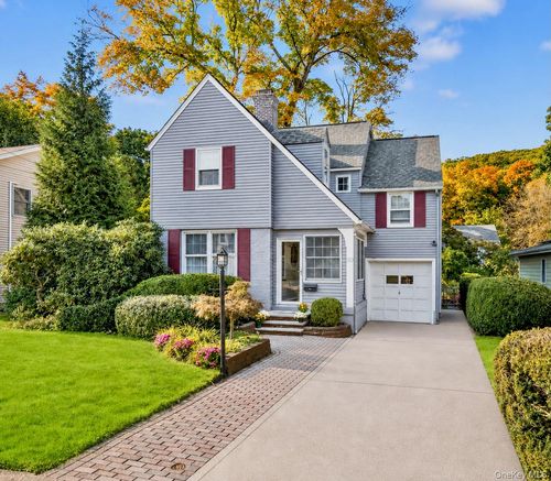 30 Lexington Ave, Suffern, NY, 10901-4512 | Card Image