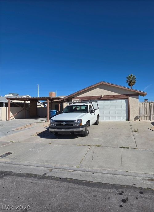7184 Pleasant View Ave, Las Vegas, NV, 89147-4524 | Card Image