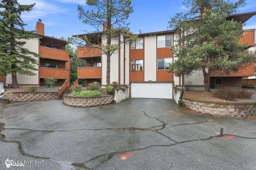 6b-7220 Huntsmen Cir, Anchorage, AK, 99518-2721 | Card Image
