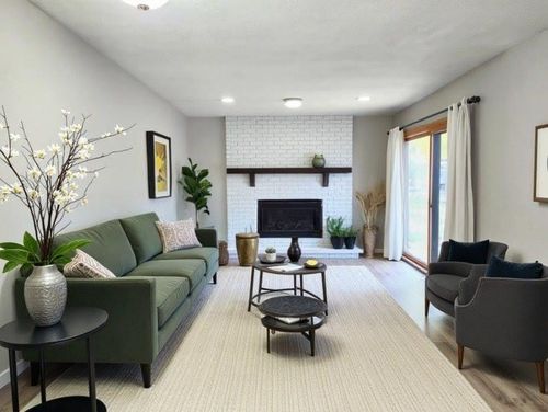 1008 Carmel Ct, Shoreview, MN, 55126-5880 | Card Image