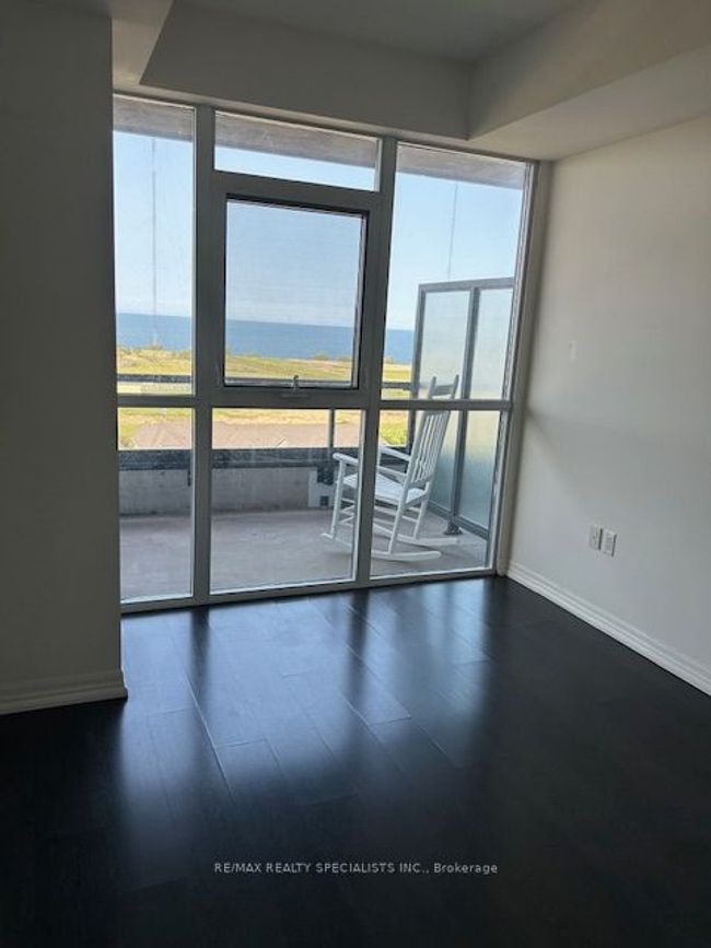 807 - 550 N Service Rd, Condo with 2 bedrooms, 2 bathrooms and null parking in Grimsby ON | Image 4