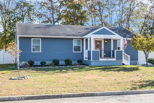 101 Topsail Ln, Manahawkin, NJ, 08050-2048 | Card Image