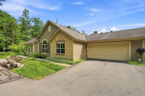 1073 Bridge Crest Se, Ada Township, MI, 49301 | Card Image