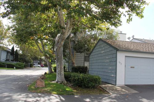 822 Magellan Ln, Foster City, CA, 94404-2915 | Card Image